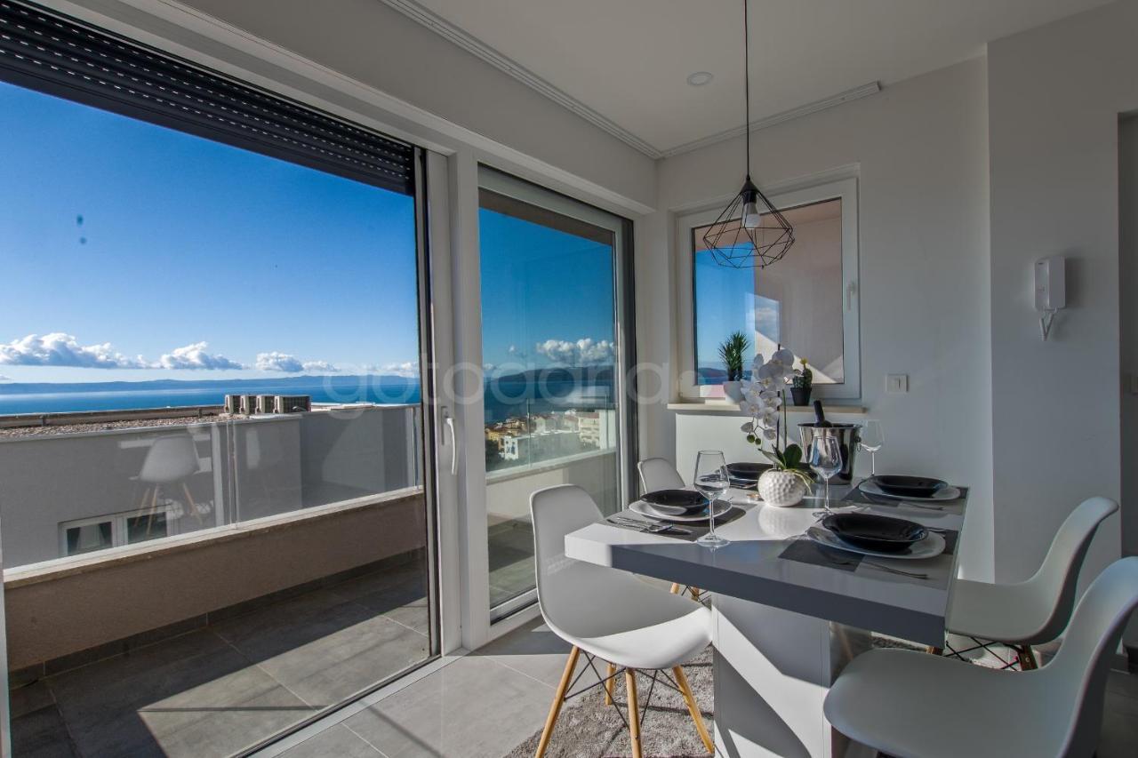 Luxury Apartment Sofia -Free Beach Parking Makarska Bagian luar foto