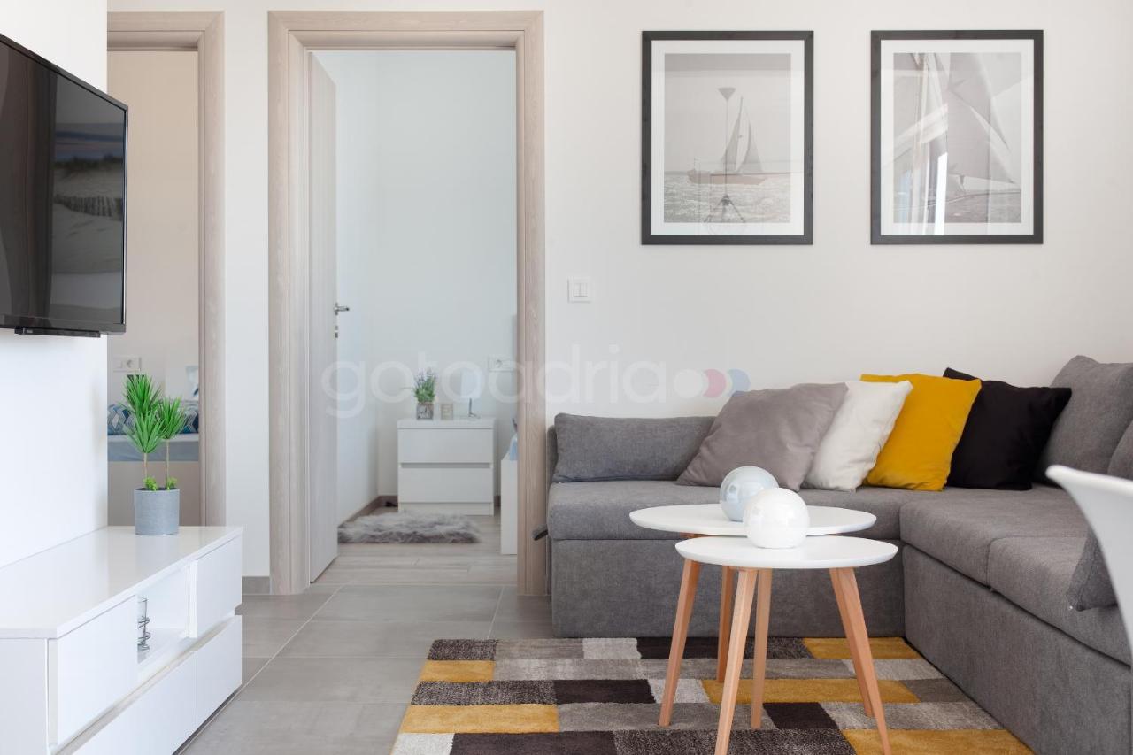 Luxury Apartment Sofia -Free Beach Parking Makarska Bagian luar foto